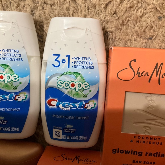 Personal Care Bundle - Picture 5 of 8